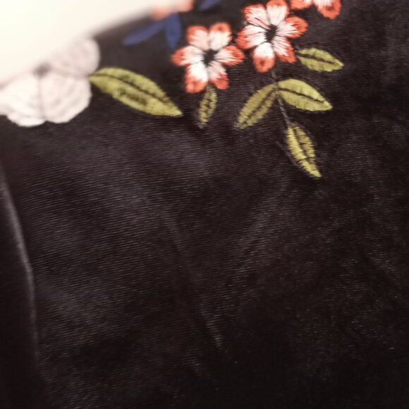 'COLLEEN LOPEZ' Poly Velvet embroidered Jacket Size M Lined EUC - Picture 10 of 16